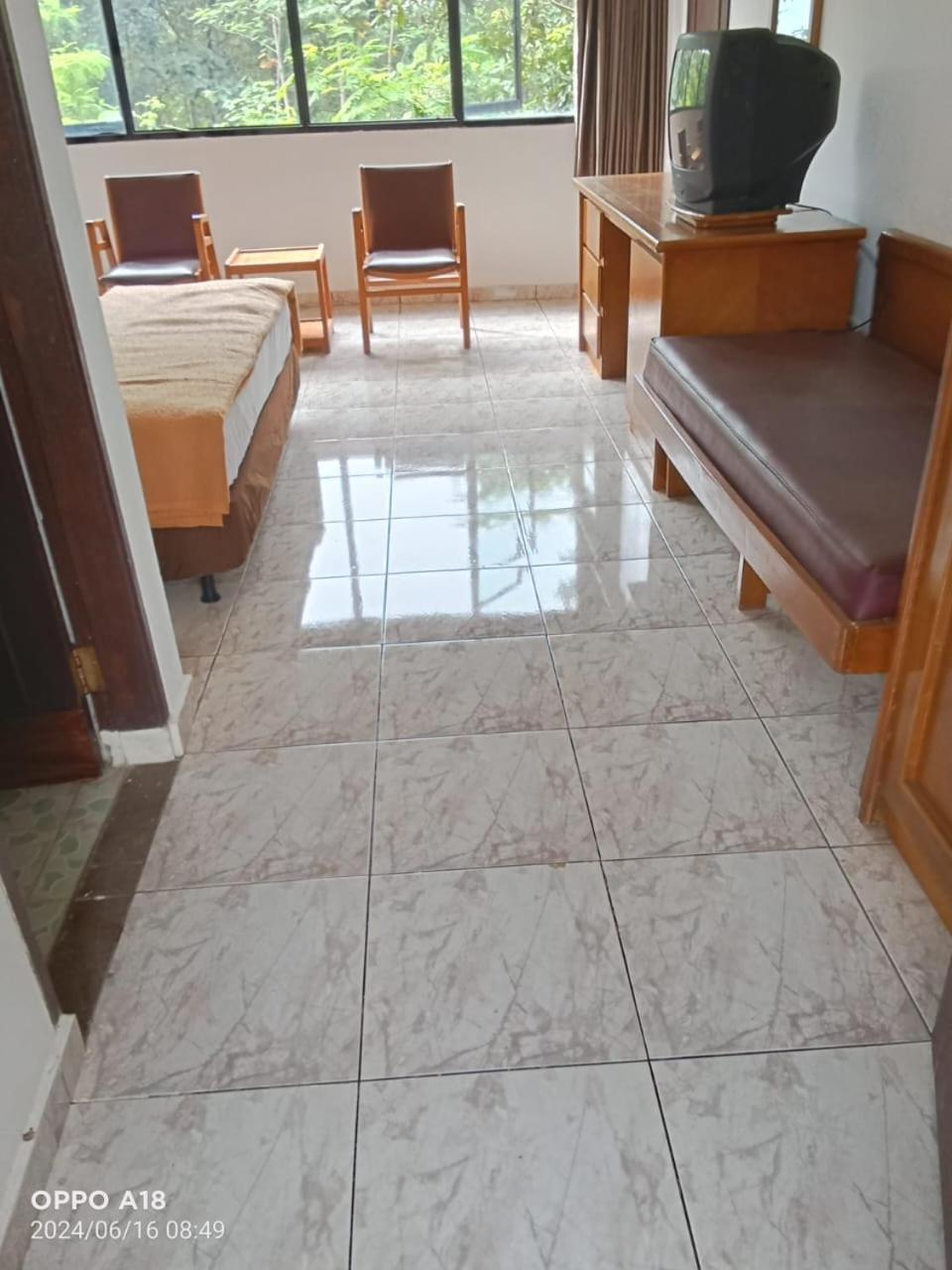 Hotel Kumala Samudra Cikakak Екстер'єр фото