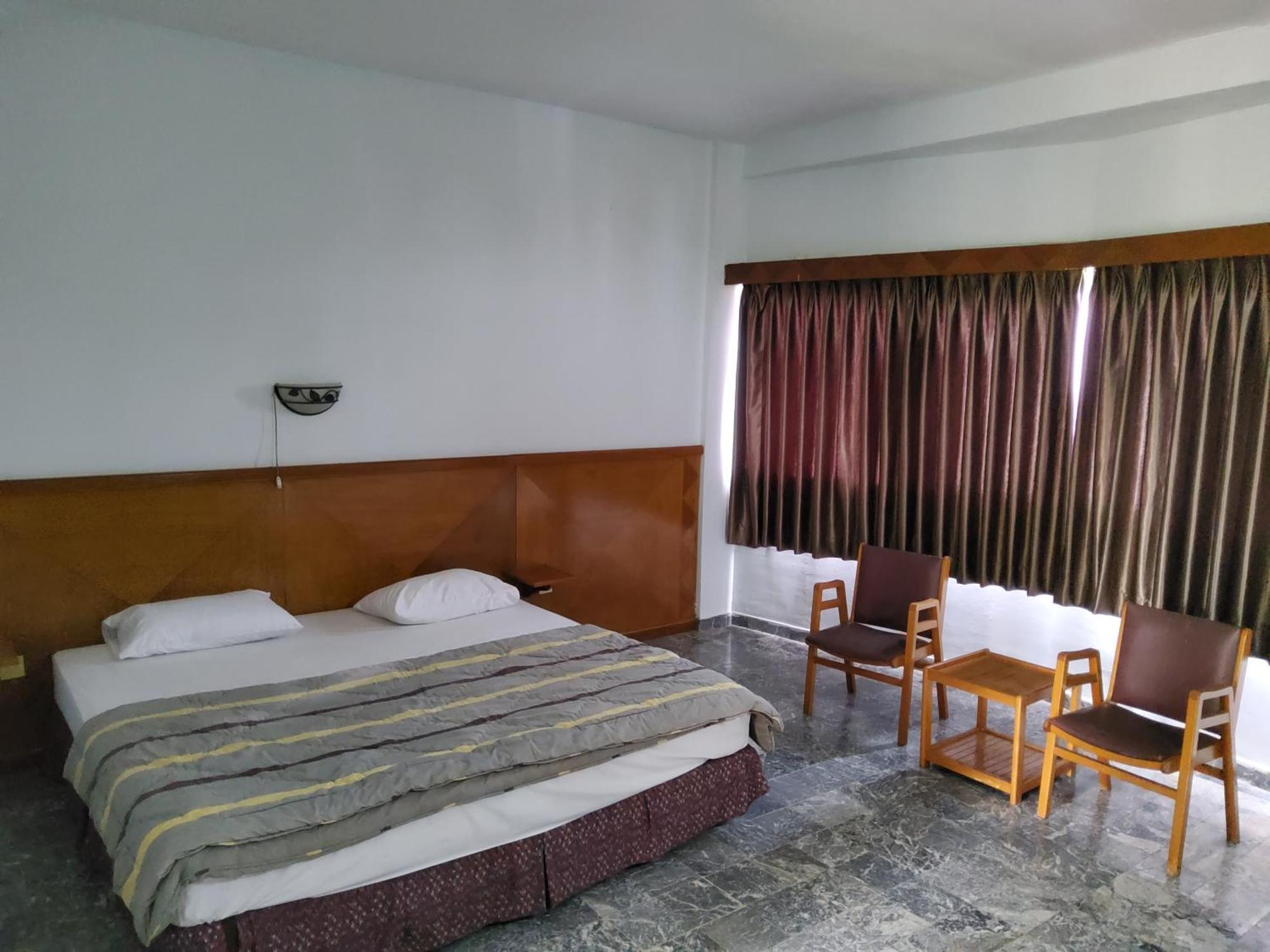 Hotel Kumala Samudra Cikakak Екстер'єр фото