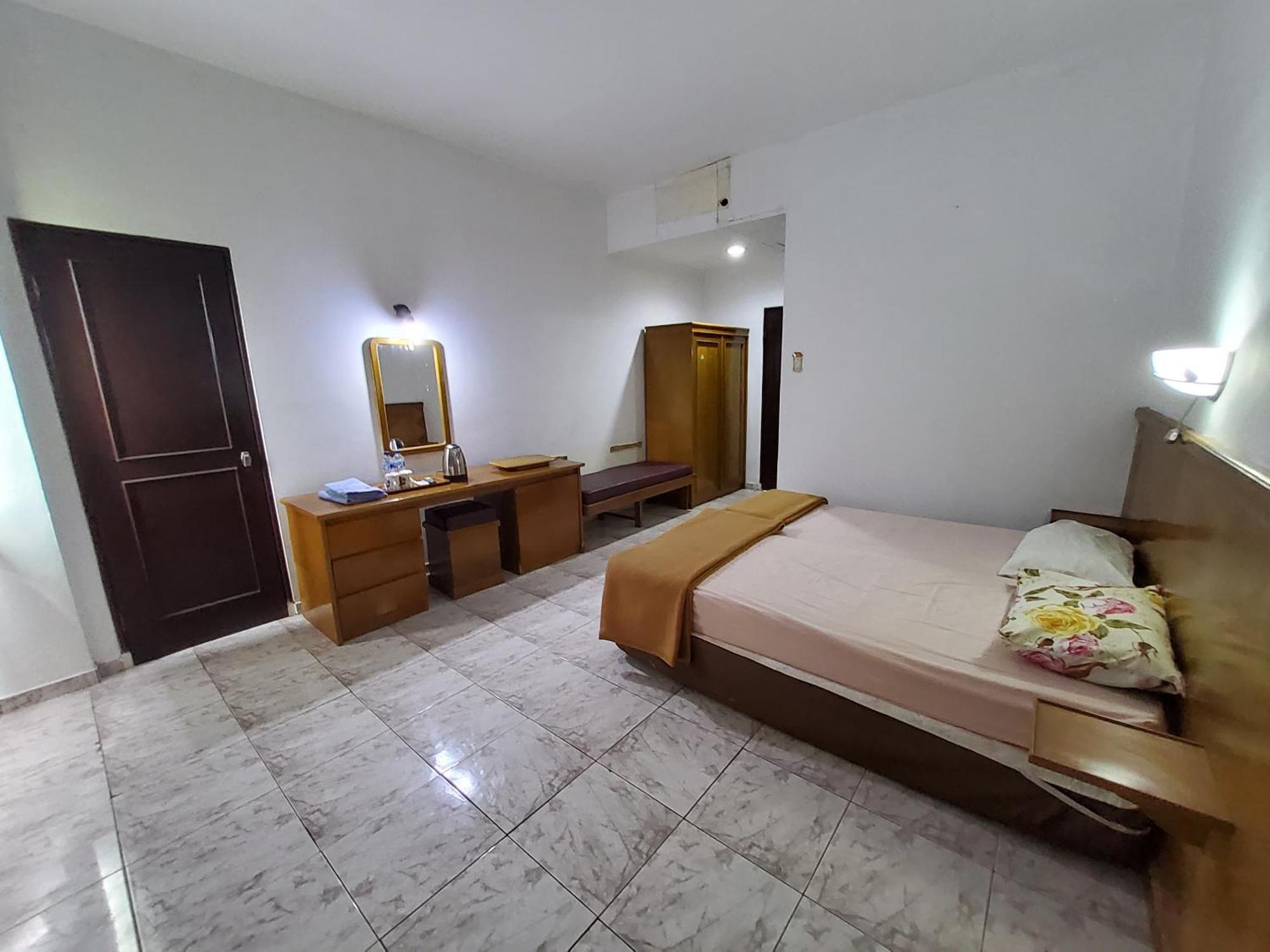 Hotel Kumala Samudra Cikakak Екстер'єр фото